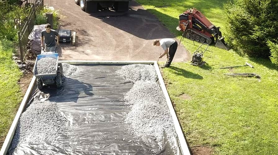 Geowłóknina pod podkład żwirowy pod zadaszeniem ogrodowym